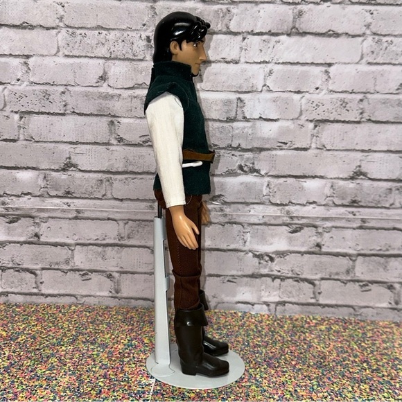 Disney Store Tangled FLYNN RYDER 12" Classic Doll Prince Rapunzel Boy Doll - Picture 4 of 10